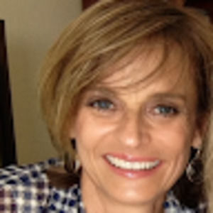 Meet your Posher, Delina